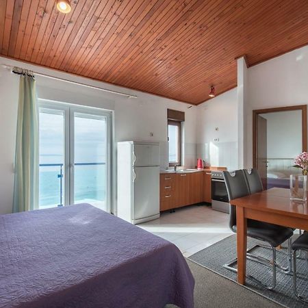 Beach Guesthouse Mediteran 珀德垂那 外观 照片
