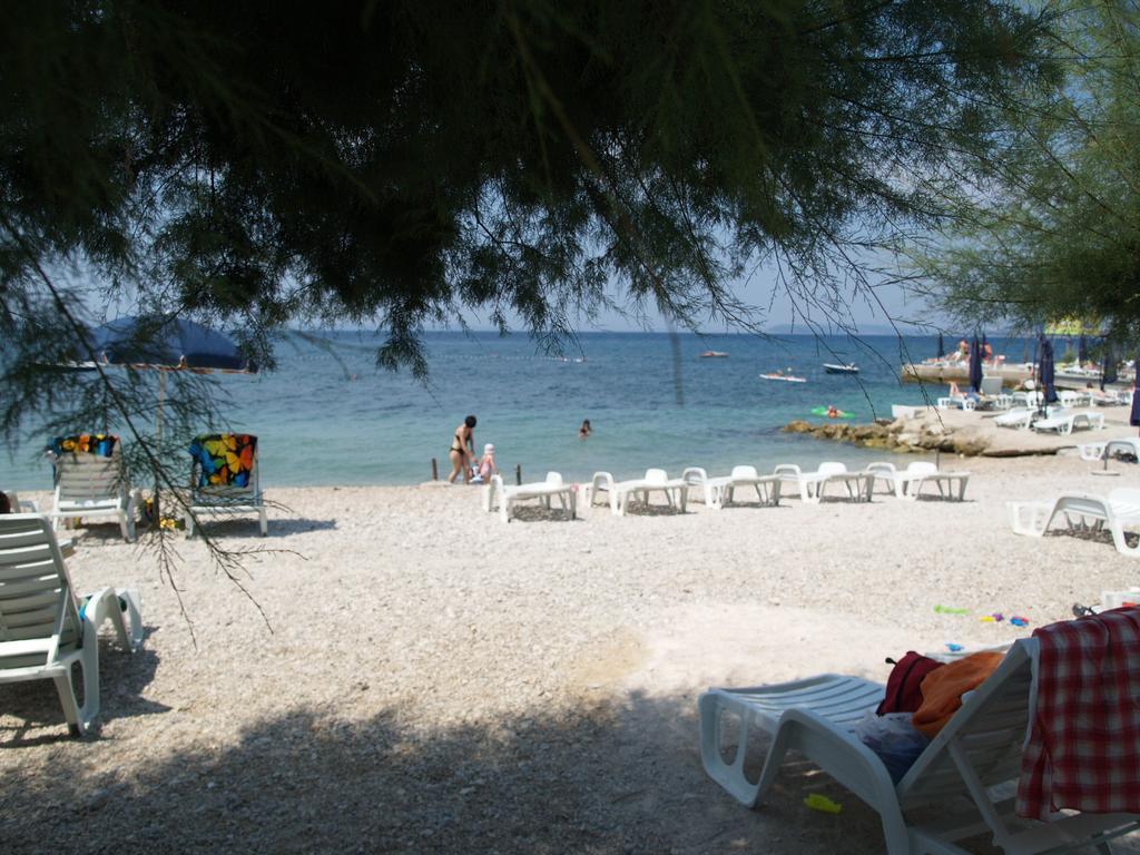 Beach Guesthouse Mediteran 珀德垂那 外观 照片