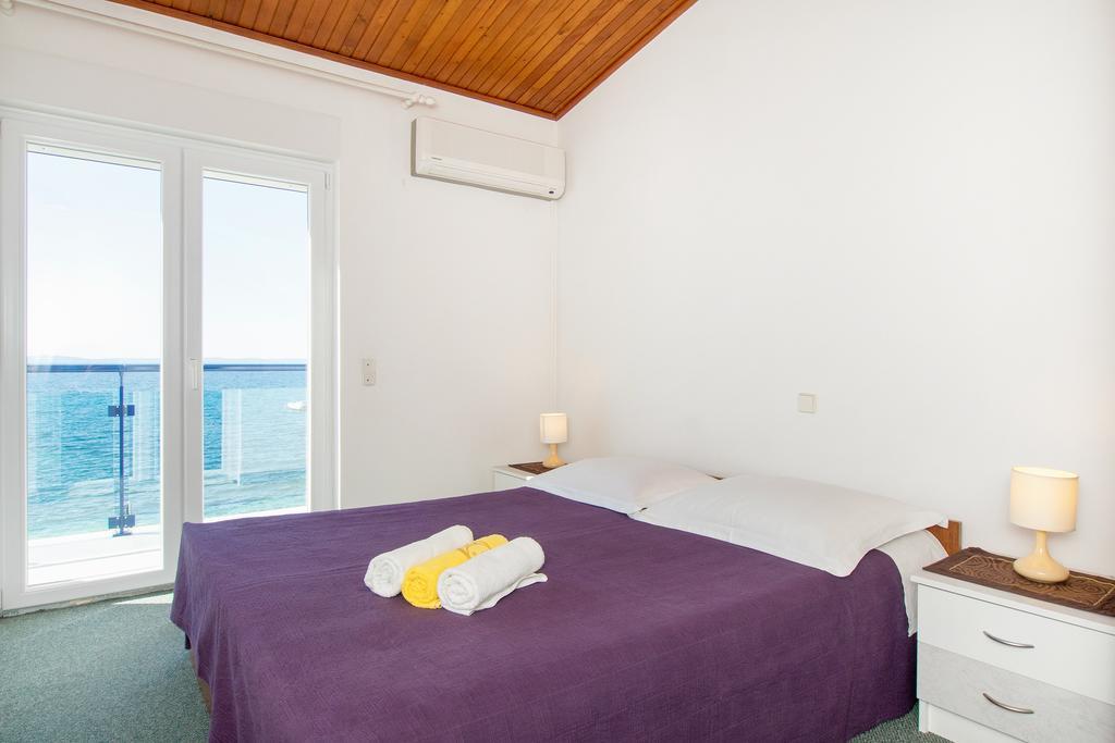 Beach Guesthouse Mediteran 珀德垂那 客房 照片